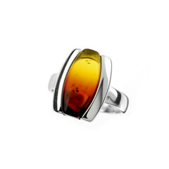 Anello in argento con Ambra Baltica