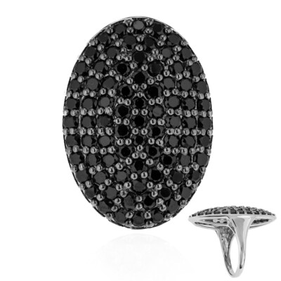 Anello in argento con Spinello Nero