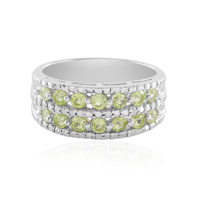 Anello in argento con Peridoto