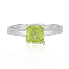 Anello in argento con Peridoto