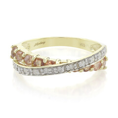 Anello in oro con Zaffiro Padparadscha (non riscaldato)