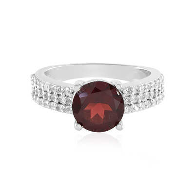 Anello in argento con Granato Mozambico