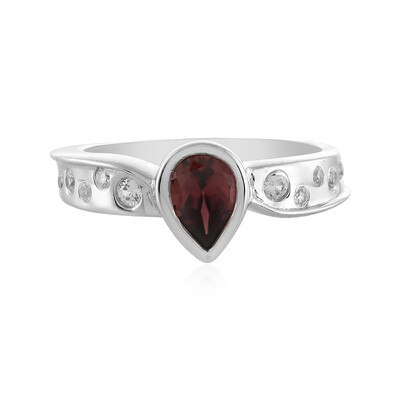 Anello in argento con Zircone Rosso