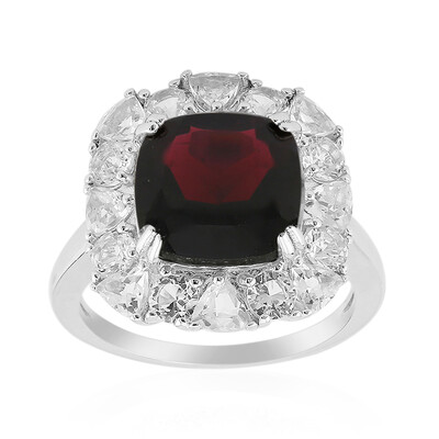 Anello in argento con Granato d’India