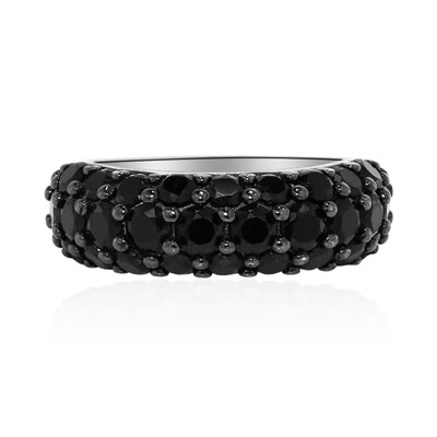 Anello in argento con Spinello Nero