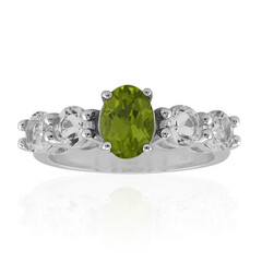 Anello in argento con Peridoto della Birmania