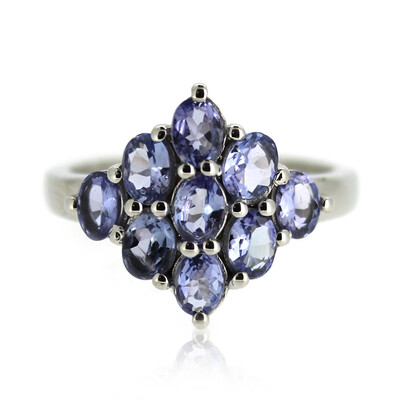 Anello in argento con Tanzanite