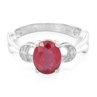 Anello in argento con Rubino del Madagascar