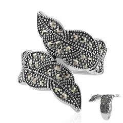 Anello in argento con Marcassite