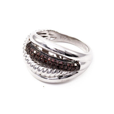Anello in argento con Diamante Rosso