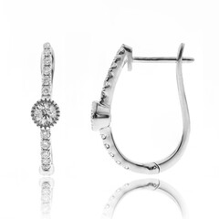 Orecchini in oro con Diamante I1 (H) (CIRARI)