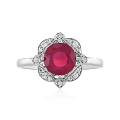 Anello in argento con Rubino del Madagascar