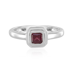 Anello in argento con Rodolite