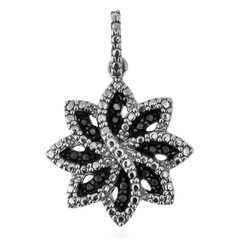 Ciondolo in argento con Diamante Nero