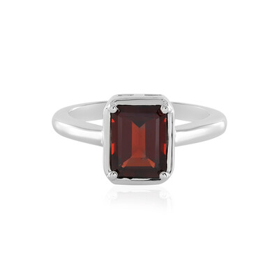 Anello in argento con Granato Mozambico