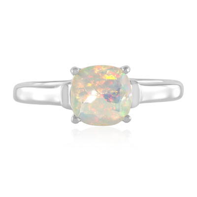 Anello in argento con Opale di Welo