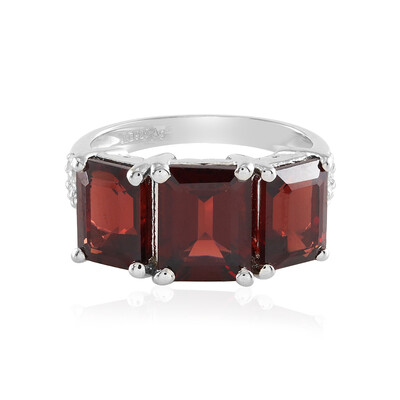 Anello in argento con Granato Mozambico
