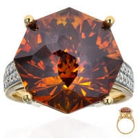 Anello in oro con Sfalerite (AMAYANI)