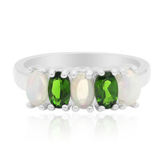 Anello in argento con Opale di Welo