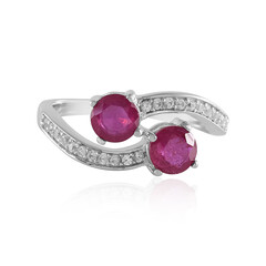 Anello in argento con Rubino del Madagascar