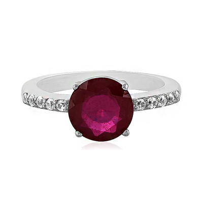 Anello in argento con Rubino del Madagascar