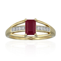 Anello in oro con Rubino Keniano
