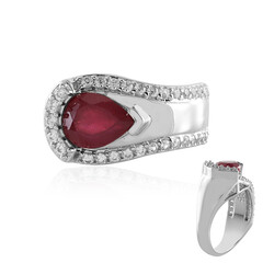 Anello in argento con Rubino del Madagascar