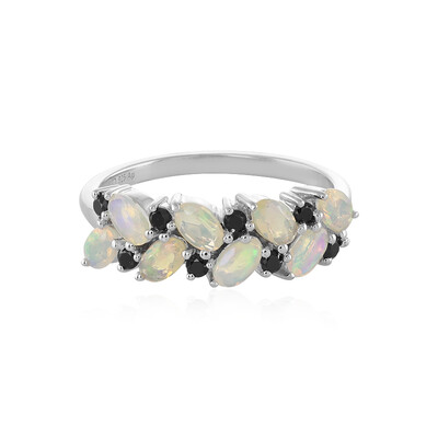 Anello in argento con Opale di Welo