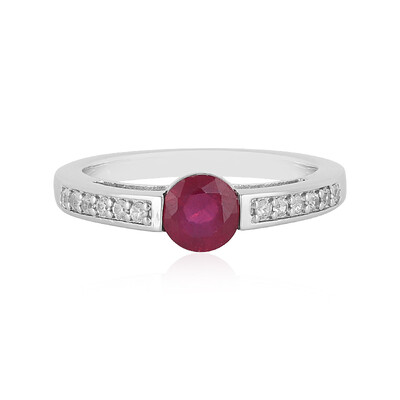 Anello in argento con Rubino del Madagascar