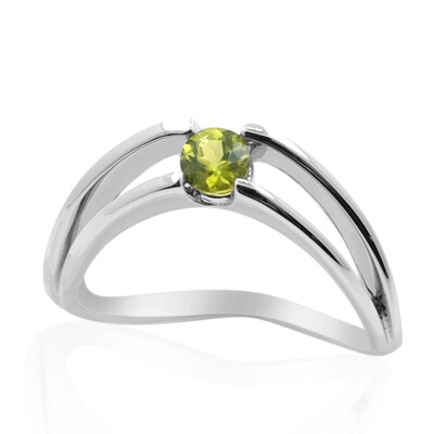 Anello in argento con Idocrasio