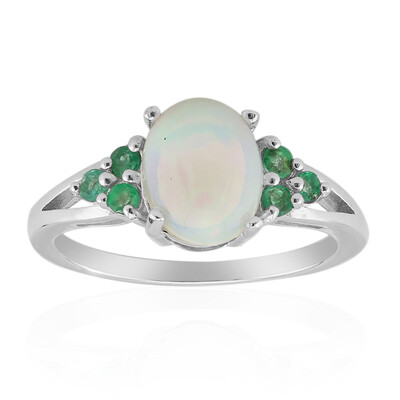 Anello in argento con Opale di Welo