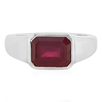 Anello in argento con Rubino del Madagascar