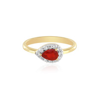 Anello in argento con Opale Ciliegia