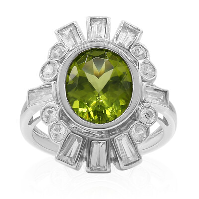 Anello in argento con Peridoto