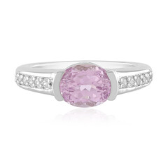 Anello in argento con Kunzite