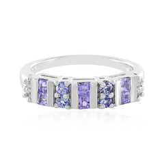 Anello in argento con Tanzanite