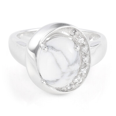 Anello in argento con Howlite