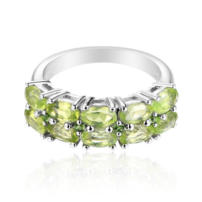 Anello in argento con Peridoto