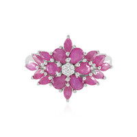 Anello in argento con Rubino