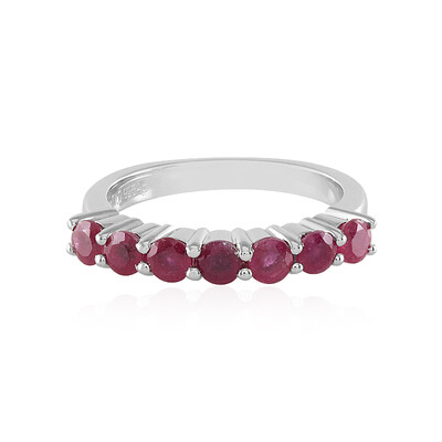Anello in argento con Rubino del Madagascar