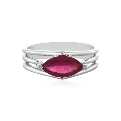 Anello in argento con Rubino del Madagascar