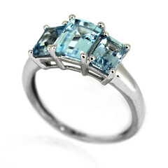 Anello in argento con Topazio Blu Cielo