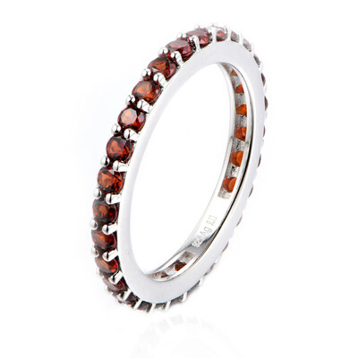 Anello in argento con Granato Mozambico