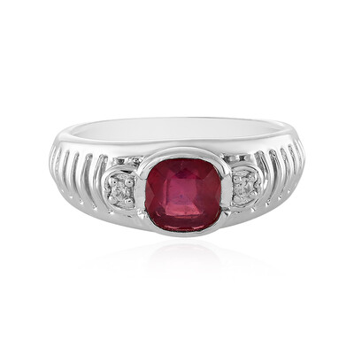Anello in argento con Rubino del Madagascar