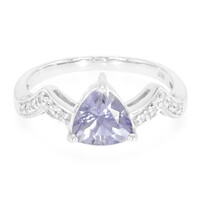 Anello in argento con Iolite del Madagascar