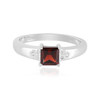 Anello in argento con Granato d’India