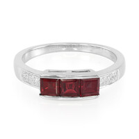 Anello in argento con Rodolite