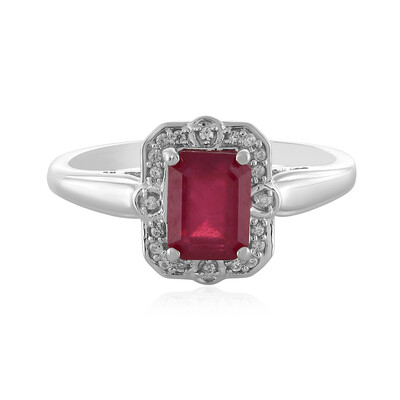 Anello in argento con Rubino del Madagascar