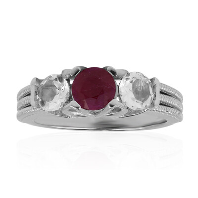 Anello in argento con Rubino Keniano