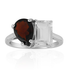 Anello in argento con Granato